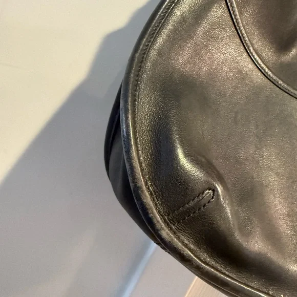 Authentic Coach Ergo Black Leather Shoulder Bag - Picture 2 of 6
